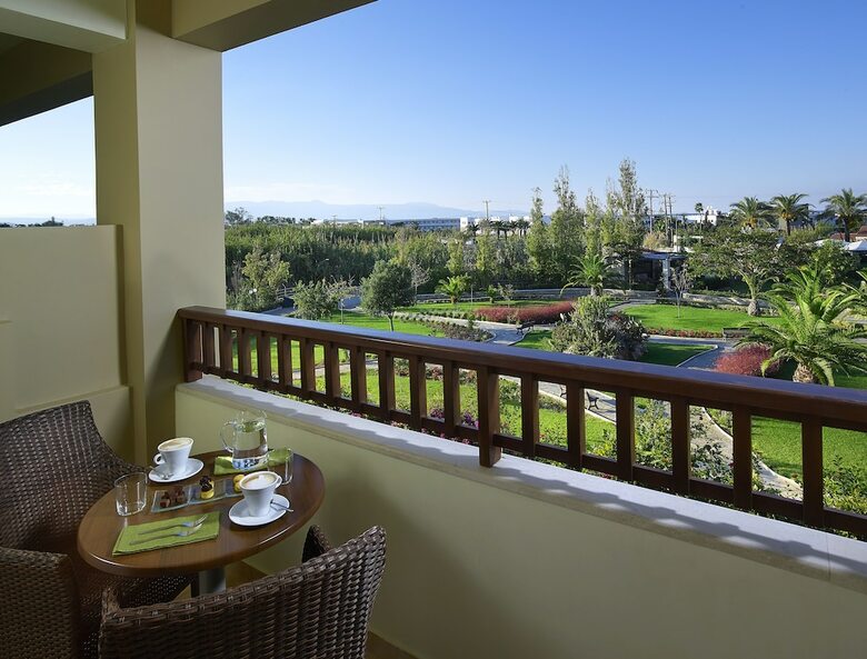 Hotel Minoa Palace Resort & Spa