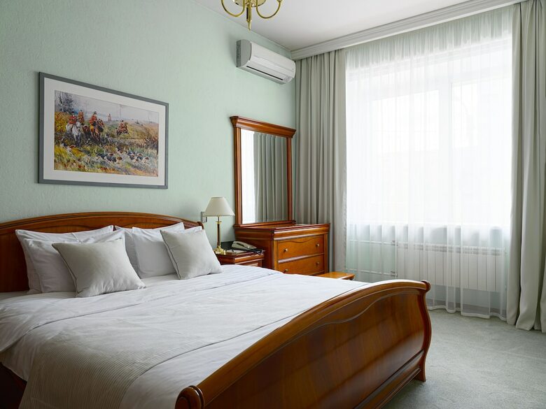 Hotel Oktyabrskaya