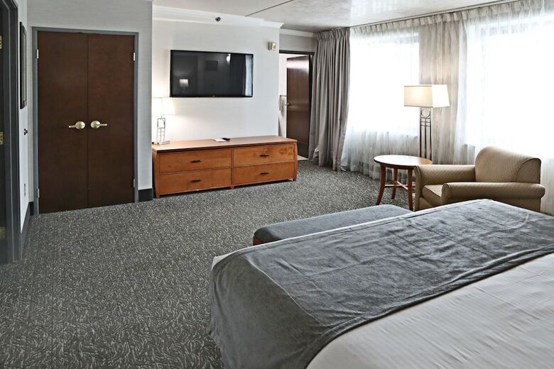 Emerald Queen Hotel & Casino