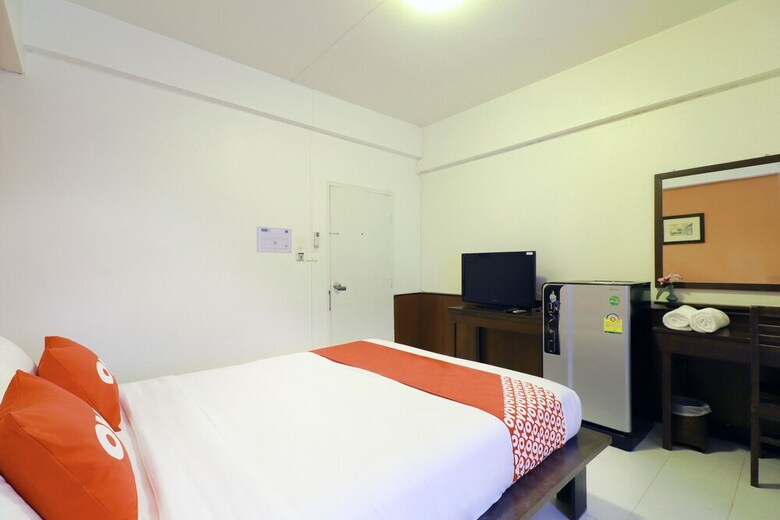 Hotel Oyo 493 Mali?s Room