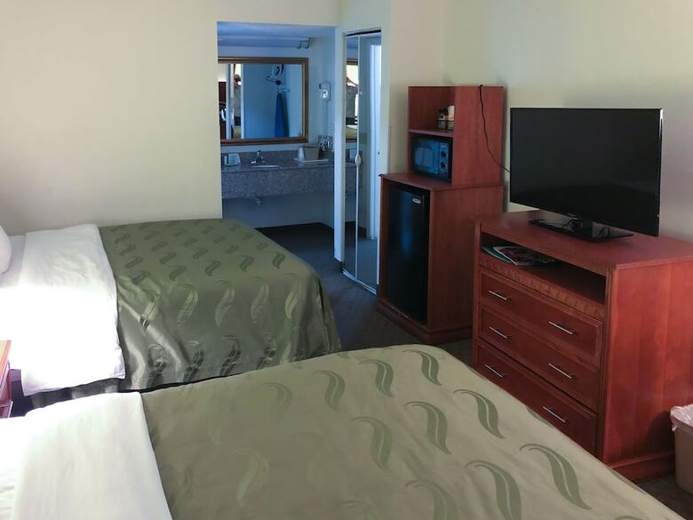 Hotel Quality Inn & Suites