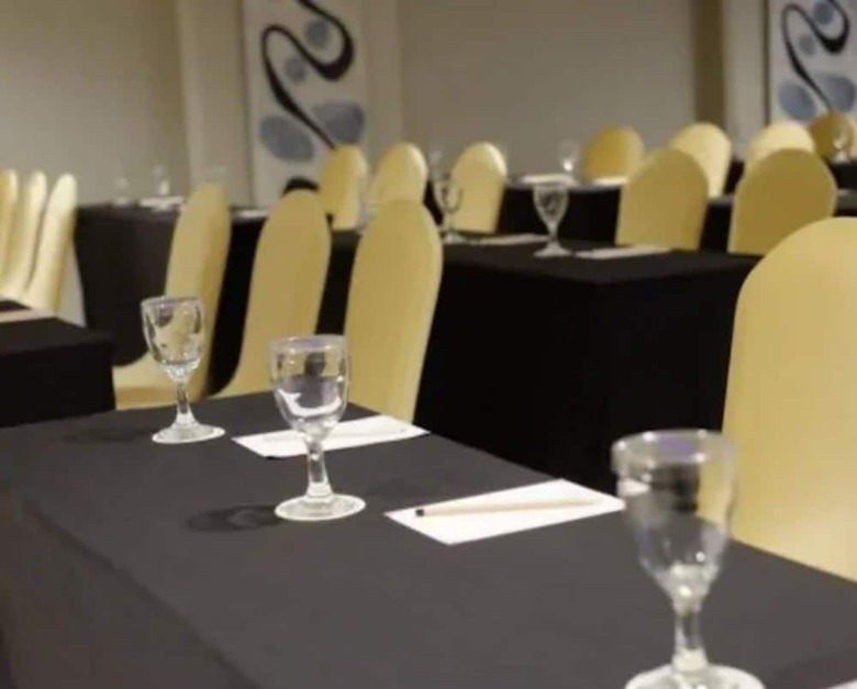 Mg Suites Hotel