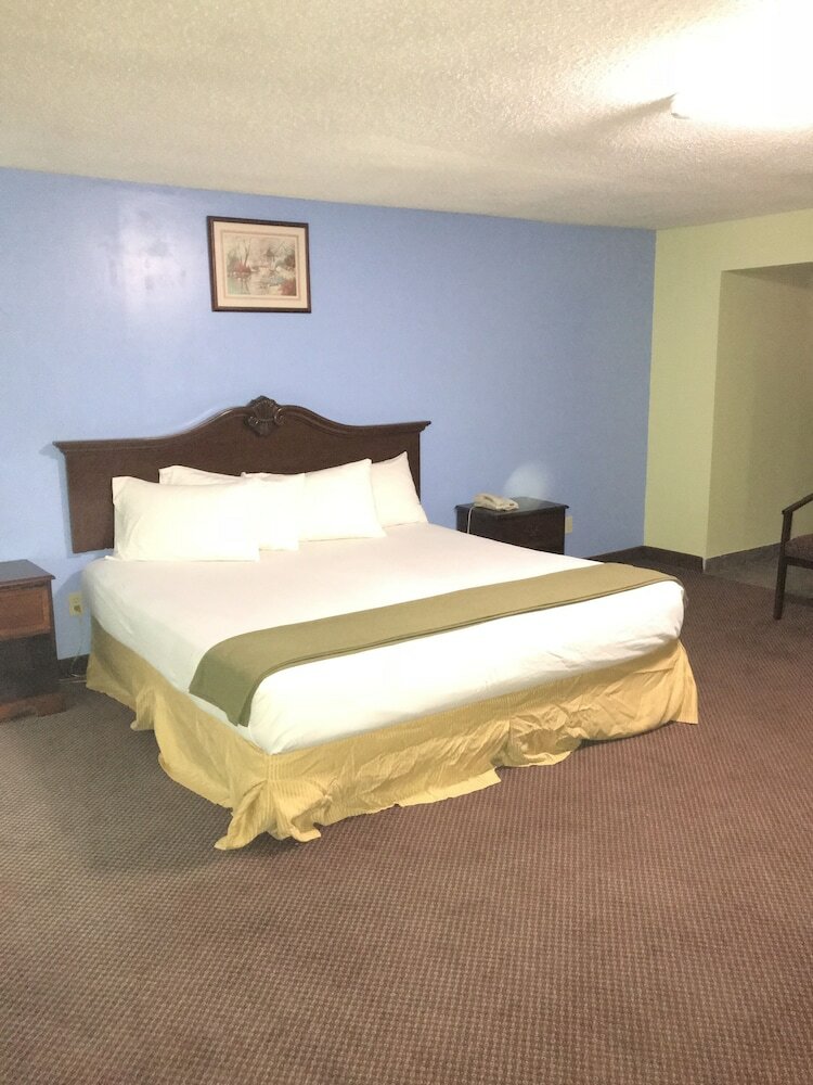 Motel Amerivu Inn & Suites