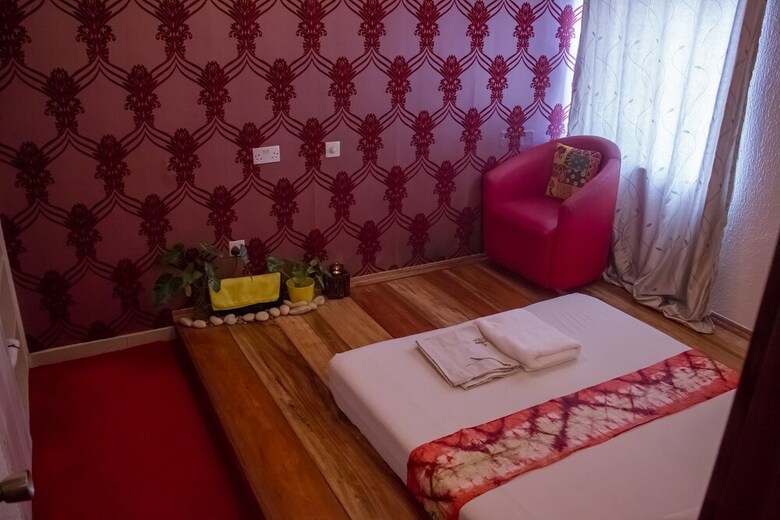 Aparthotel Cata Apartment Hotel And Spa