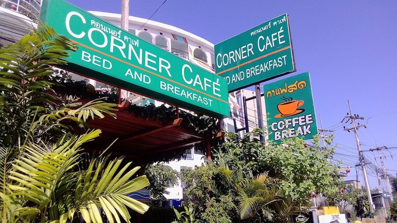 Corner Cafe Bed And Breakfast