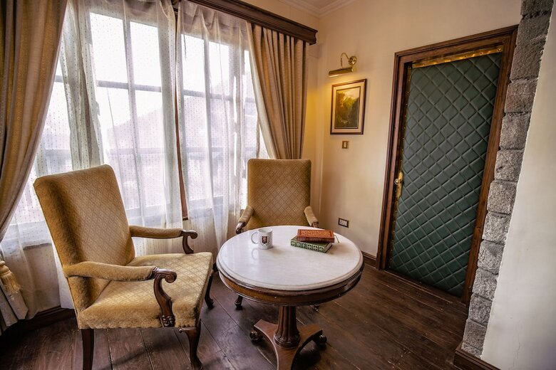 Hotel The Himalayan
