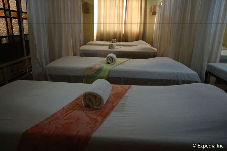 Apartamento The Sun Villa Beachfront Resort & Spa