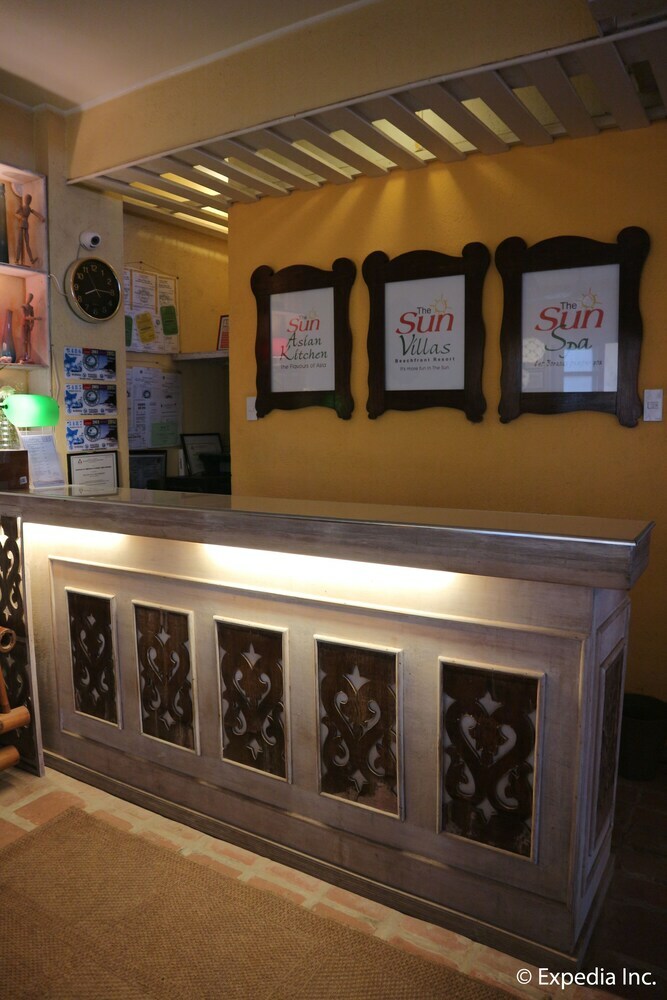 Apartamento The Sun Villa Beachfront Resort & Spa