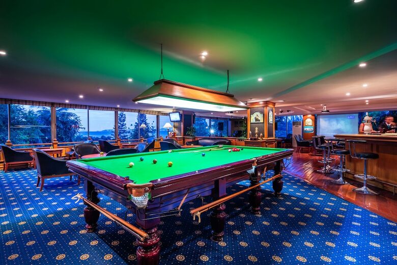 Hotel Cholchan Pattaya Beach Resort