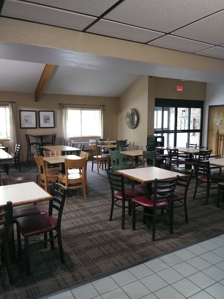 Hotel Americinn By Wyndham Red Wing