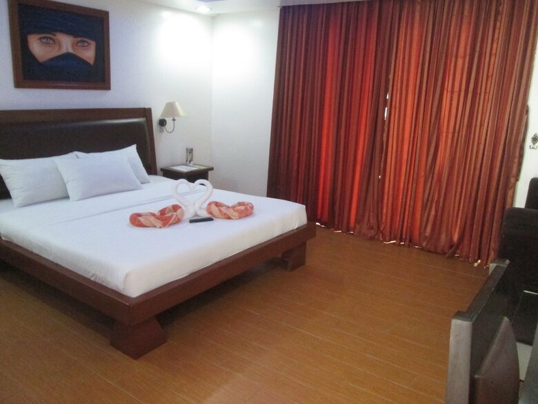 Hotel Giulius Boracay Italian Resort