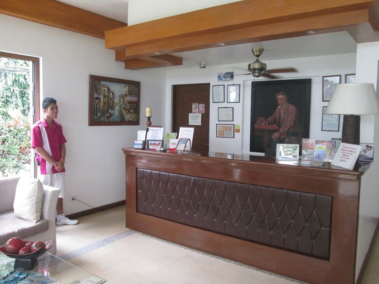 Hotel Giulius Boracay Italian Resort