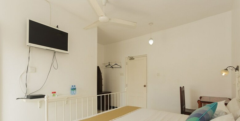 Royce Boutique Hotel