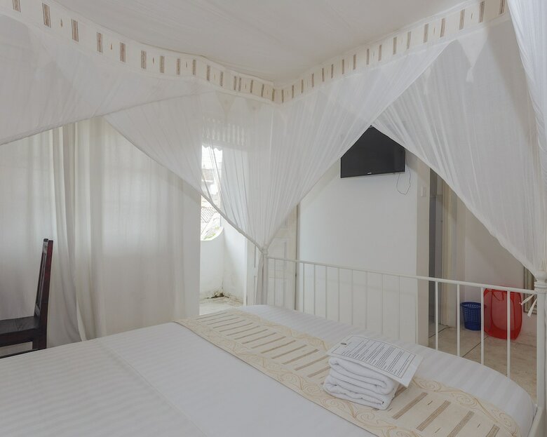 Royce Boutique Hotel
