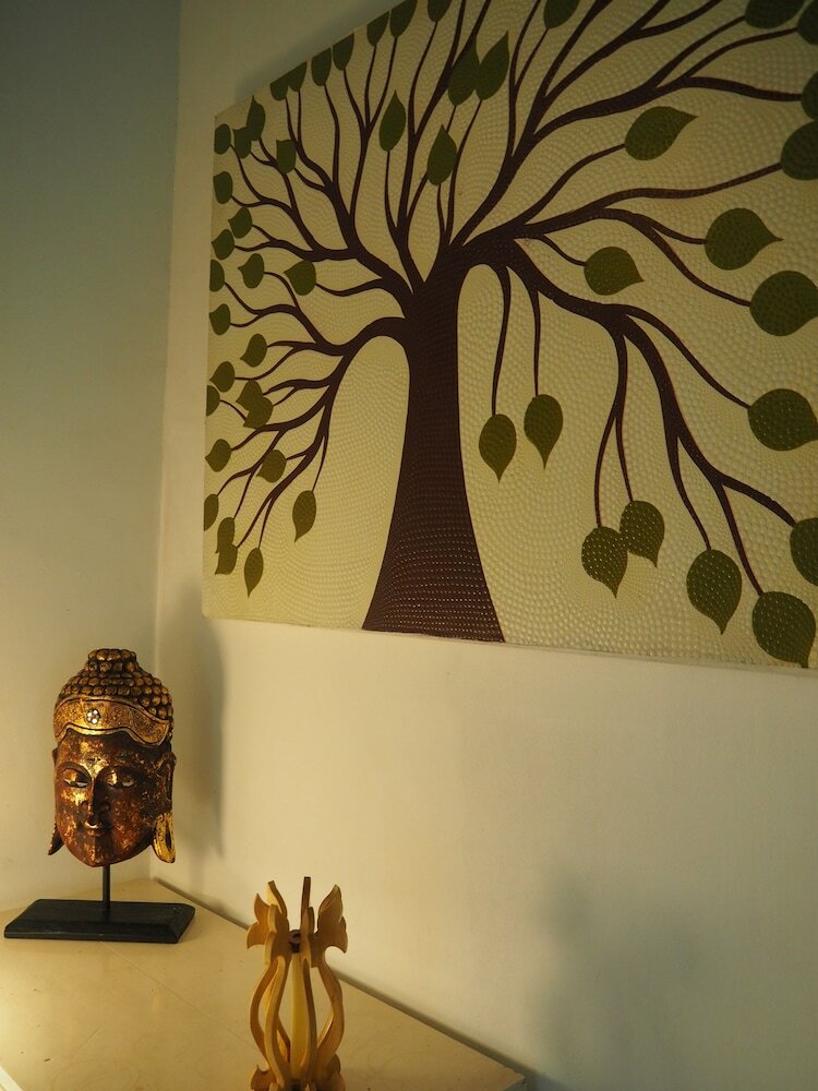 Royce Boutique Hotel