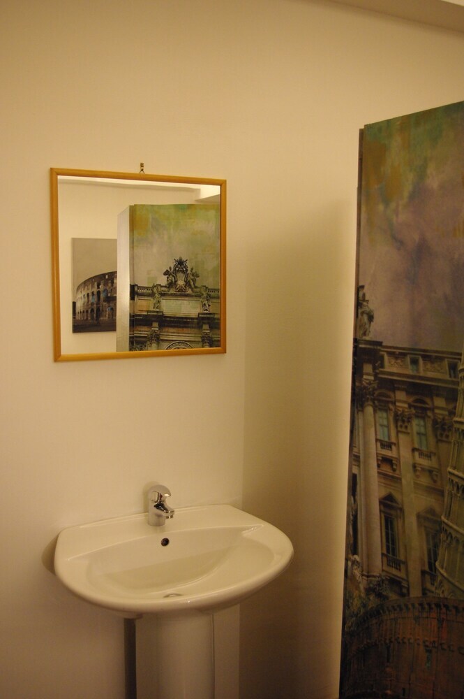 Appia Avenue 639