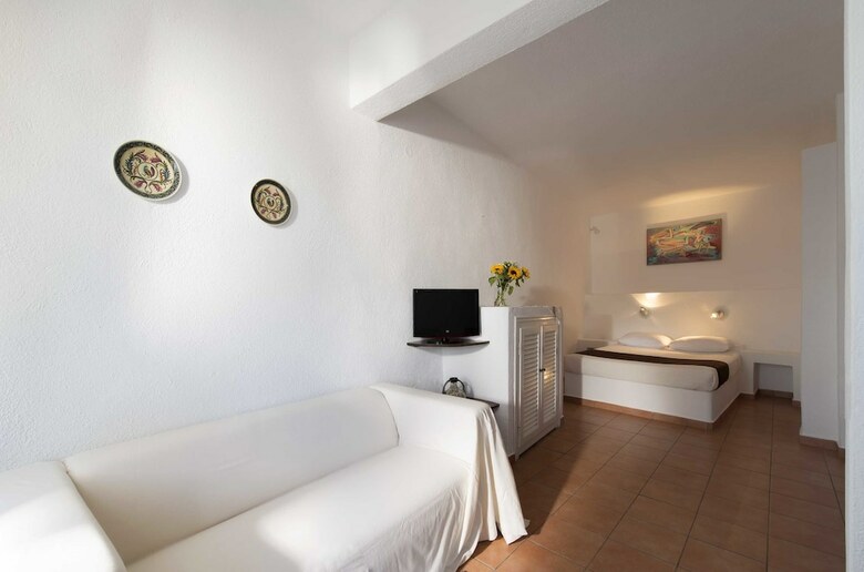 Aparthotel Krokos Villas