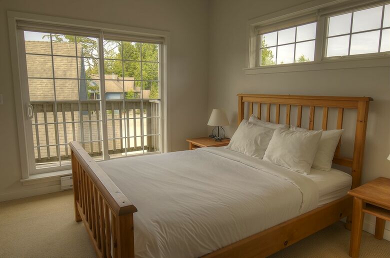 Hotel Waters Edge Shoreside Suites