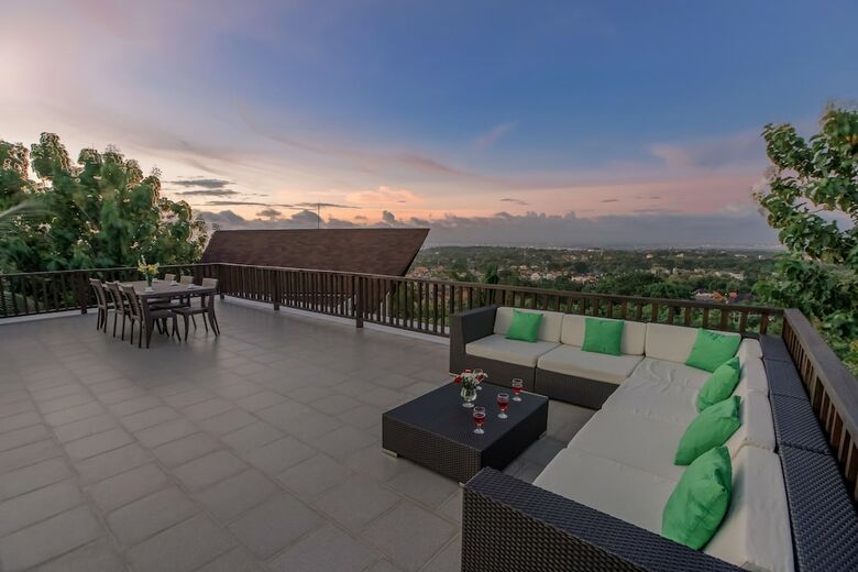 Jimbaran View Villa
