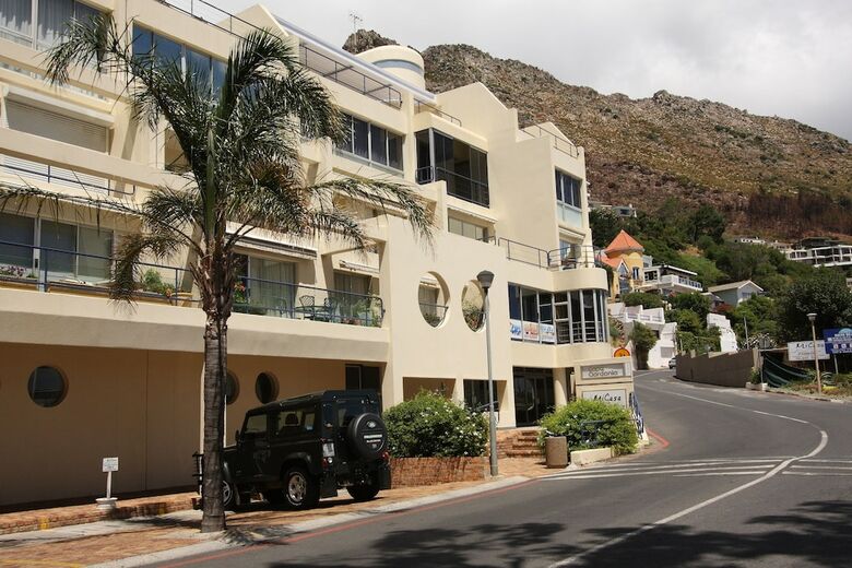 Hotel First Group Cape Gordonia