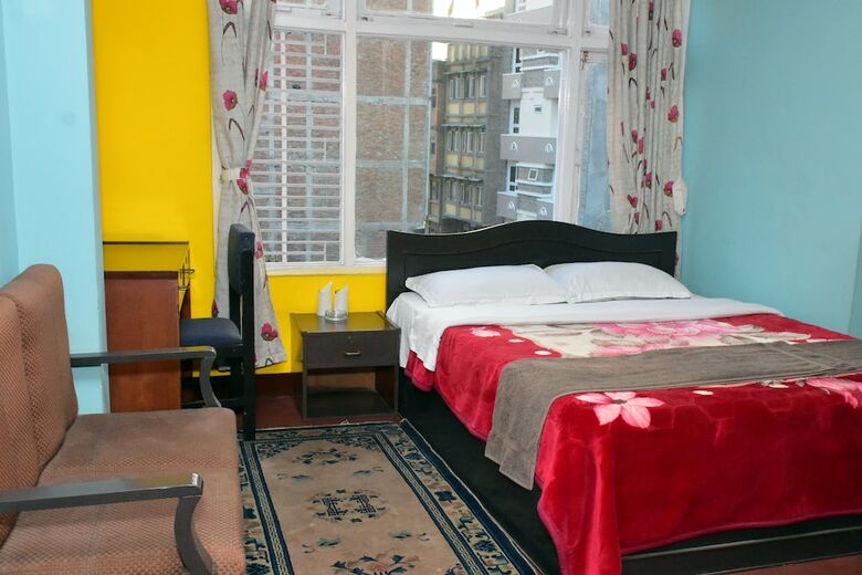 Hotel Discovery Inn
