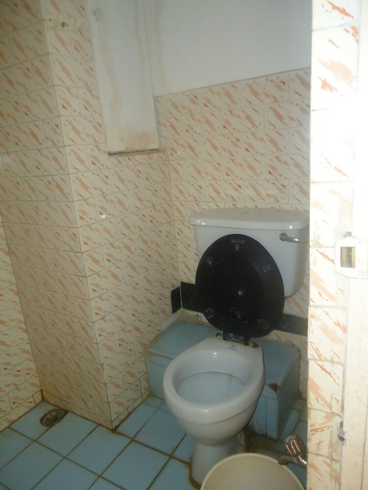 Hotel Discovery Inn