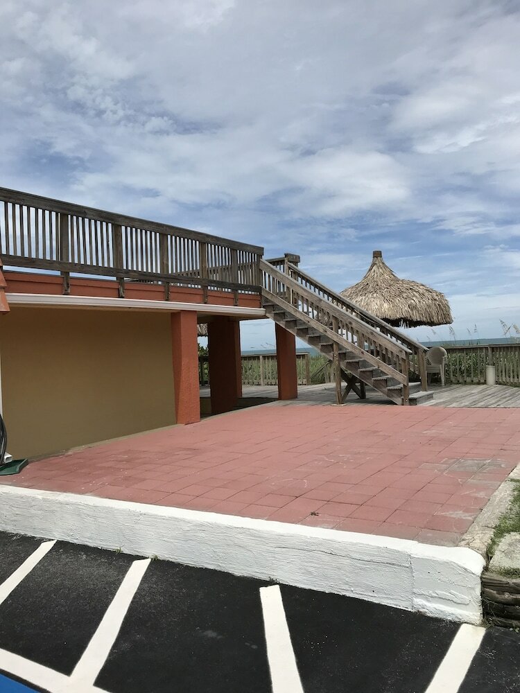 Motel Anthony's On The Beach