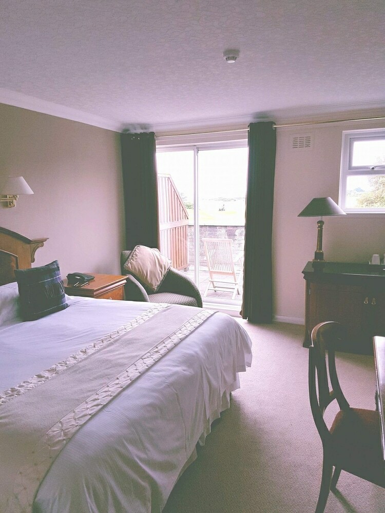 Powfoot Hotel
