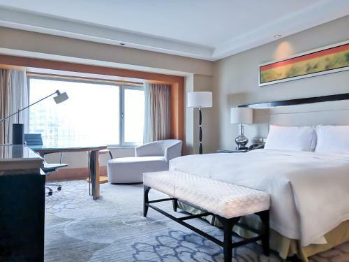 Zhongmao Haiyue Hotel