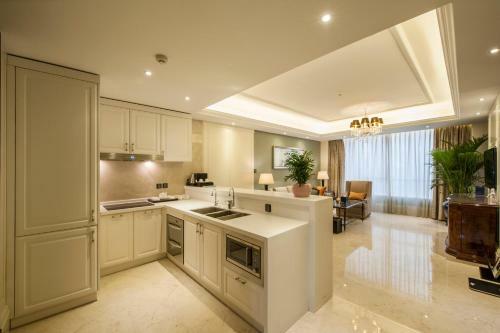 Hebei Hotel Apartment Building