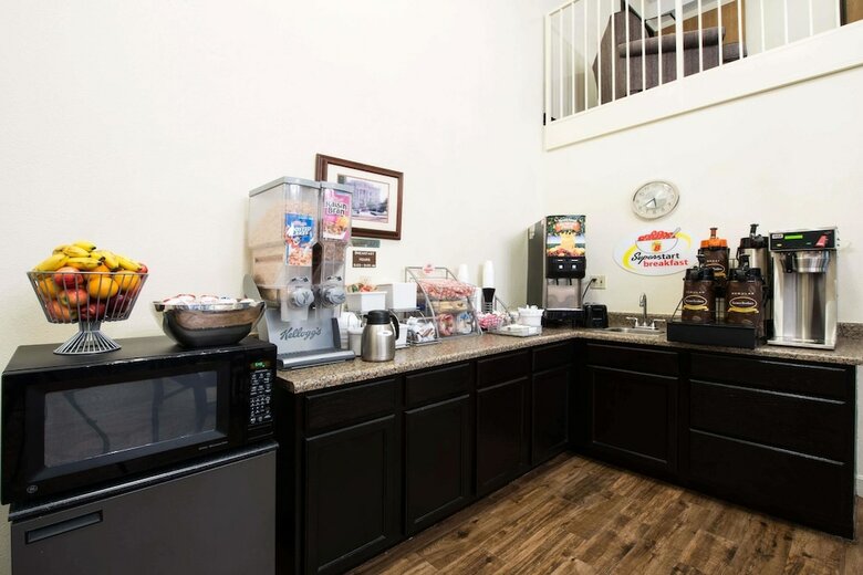 Motel Super 8 By Wyndham Richmond