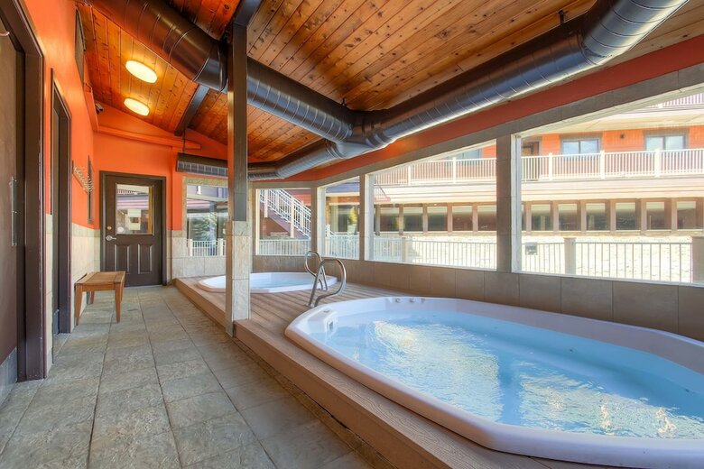 Sawmill Creek Condos By Ski Country Resorts