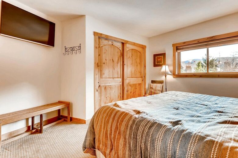 Sawmill Creek Condos By Ski Country Resorts