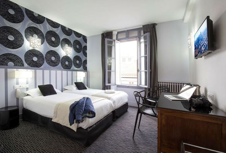 Hotel H�tel Raymond 4 Toulouse