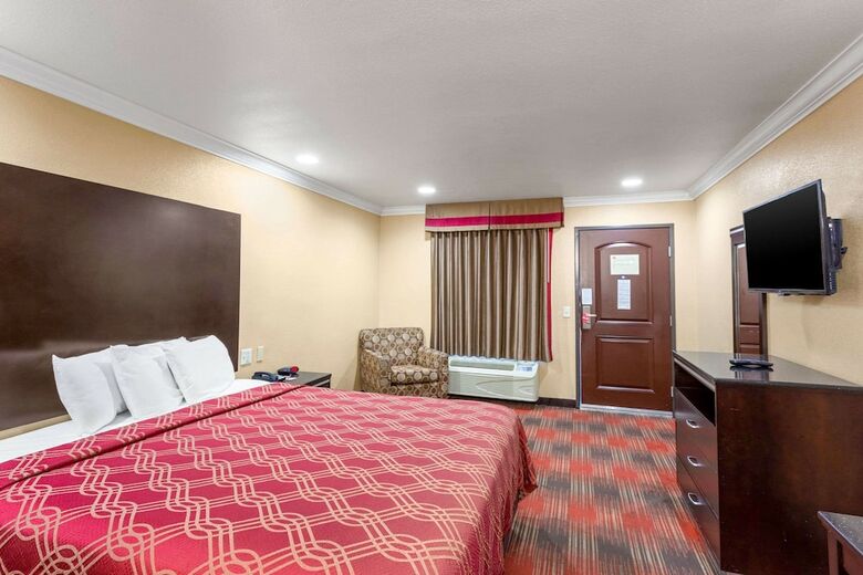 Hotel Econo Lodge Inn & Suites Escondido Downtown