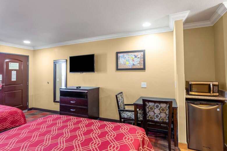 Hotel Econo Lodge Inn & Suites Escondido Downtown
