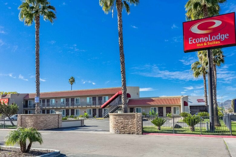 Hotel Econo Lodge Inn & Suites Escondido Downtown