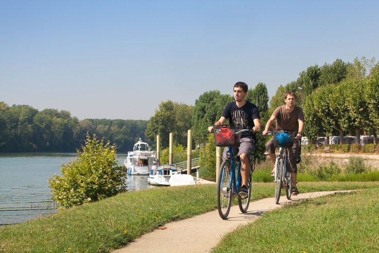 Camping Les Portes Du Beaujolais