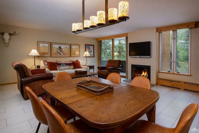 Hotel Vail's Mountain Haus