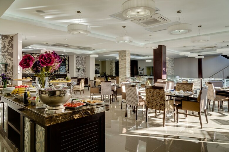 Protea Hotel By Marriott Ikeja Select