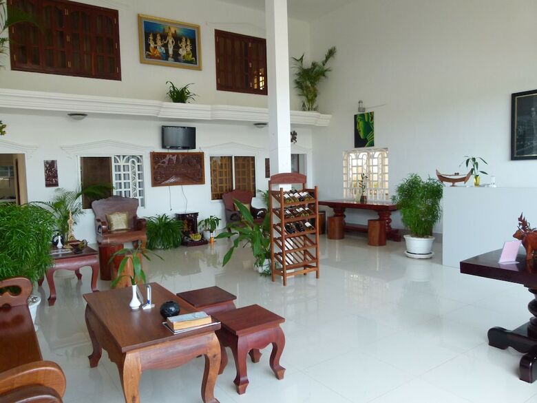 Hotel Overflow Guesthouse