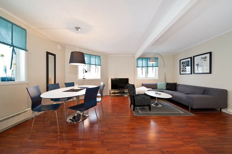 Enter Troms� Apartments