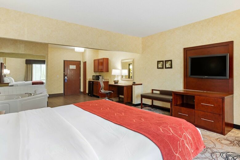 Hotel Comfort Suites