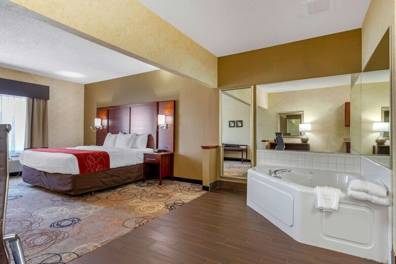 Hotel Comfort Suites
