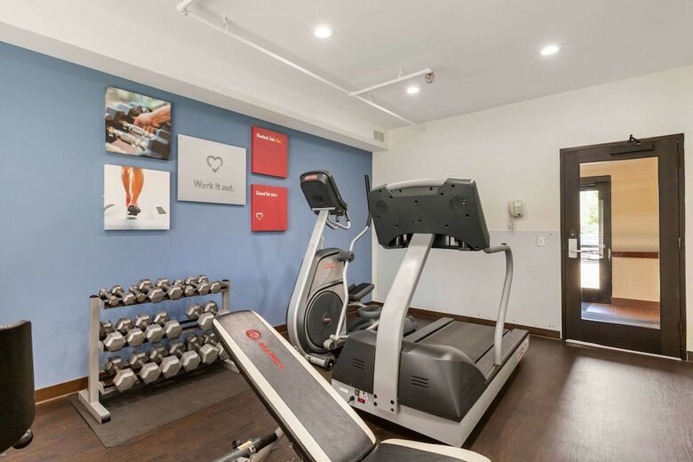Hotel Comfort Suites