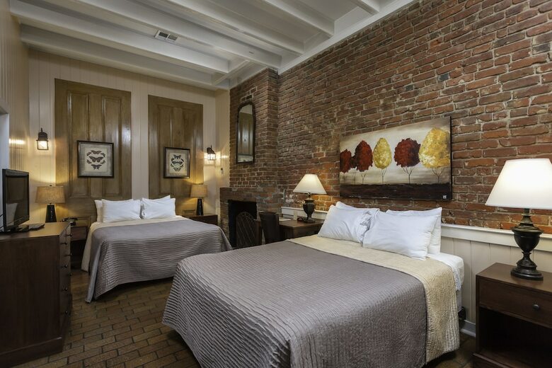 French Quarter Suites Hotel