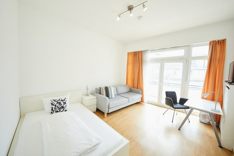 Dom Hotel Am R�merbrunnen