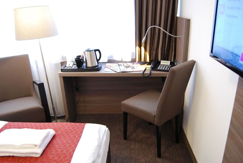 Dom Hotel Am R�merbrunnen