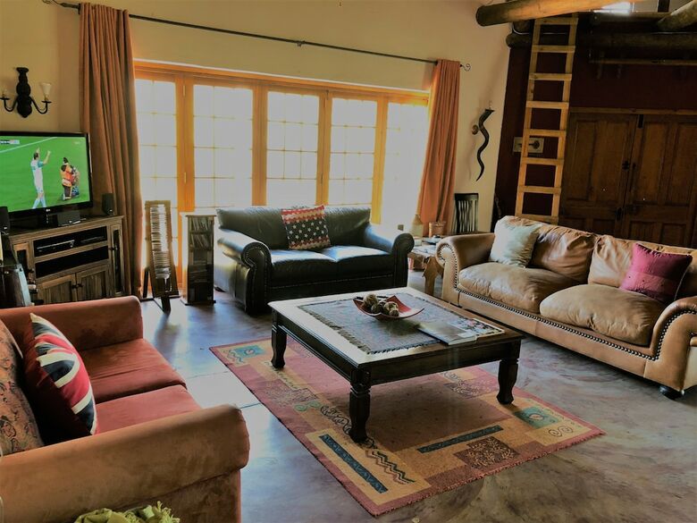 Hotel Oaksrest Vineyards