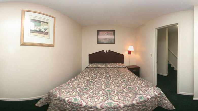 Hotel Rodeway Inn & Suites Williamsburg